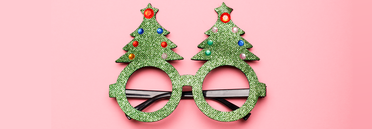 Kerstaccessoires die je feestlook helemaal afmaken