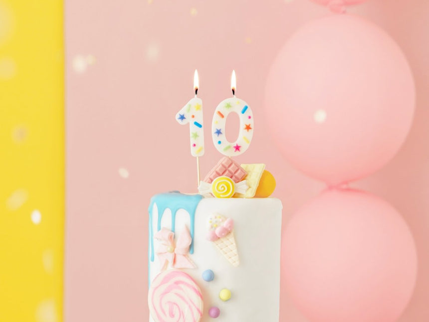 0 Jaar Kaars Gekleurd 10cm van Partydeco koop je bij Partywinkel