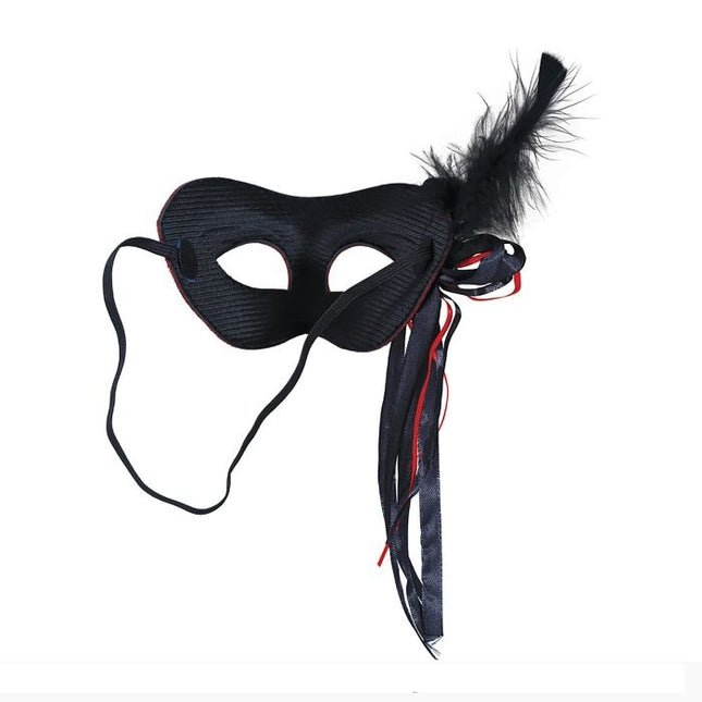 Zwart Rode Oogmasker Veer