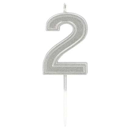 Kaarsje Elegant '2' zilver op prikker (3 x 4,2 x 0,7 cm)