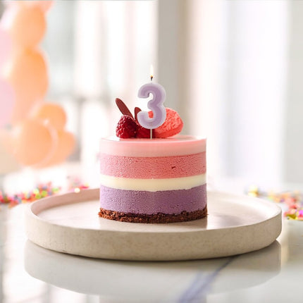 3 Jaar Kaars Paars 10cm van Partydeco koop je bij Partywinkel