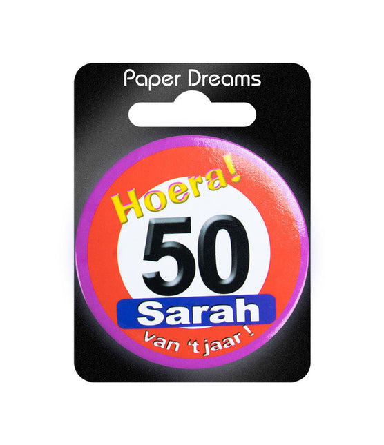 50 Jaar Button Sarah Verkeersbord 5,5cm van Paper Dreams koop je bij Partywinkel