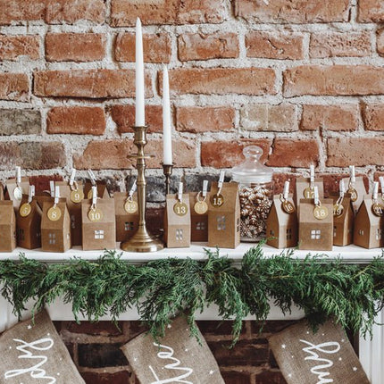 Adventkalender Huisjes van Partydeco koop je bij Partywinkel
