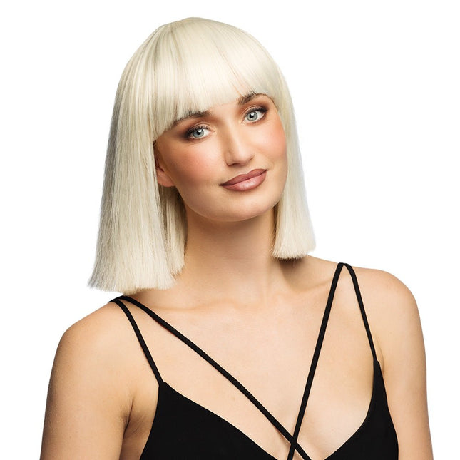 Blonde Pruik Bob Met Pony van Boland koop je bij Partywinkel