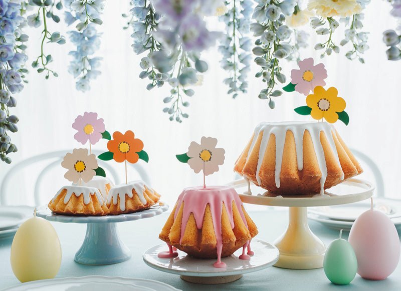 Caketopper Bloemen Mix 13cm 8st van Partydeco koop je bij Partywinkel