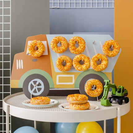 Donut Wall Vrachtwagen 61x 37cm van Partydeco koop je bij Partywinkel