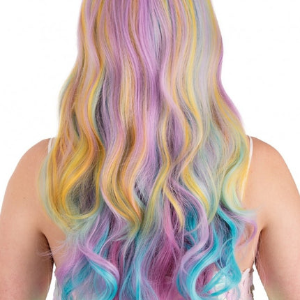Pruik Selena Lang Met Krullen Pastel Regenboog Met Schuine Pony