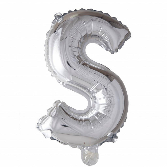 Folie Ballon Letter S Zilver 41cm met Rietje van WeFiesta koop je bij Partywinkel