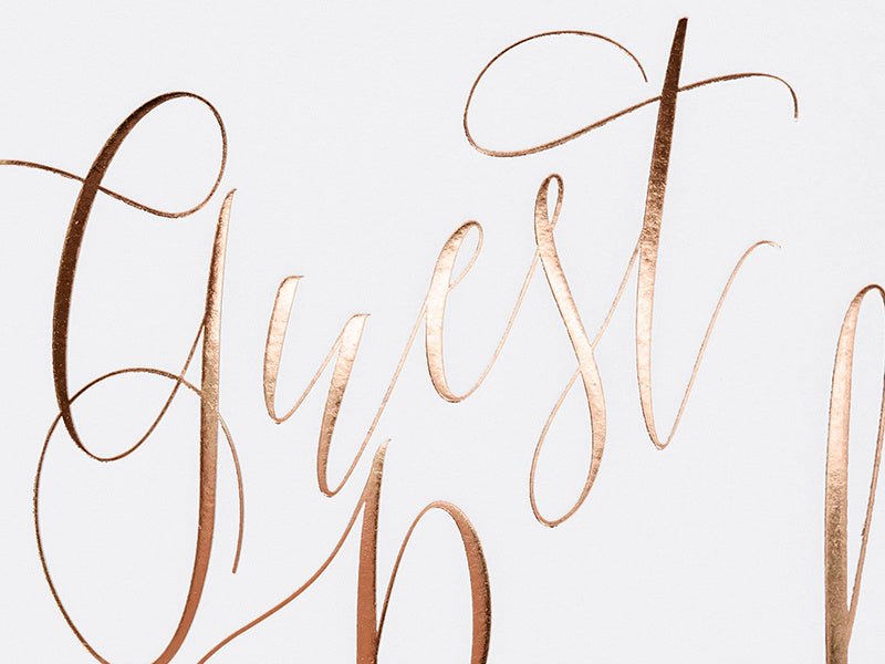 Gastenboek Rose Gouden Letters 24,5cm van Partydeco koop je bij Partywinkel