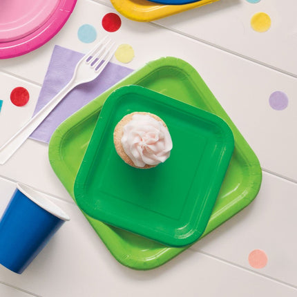 Groene Borden Vierkant 17,5cm 16st van Unique koop je bij Partywinkel