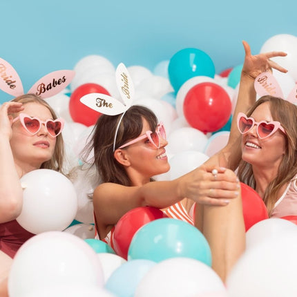 Haarbanden Bride Babes 6st van Partydeco koop je bij Partywinkel