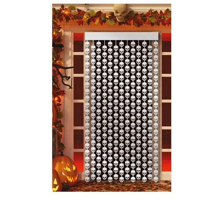 Halloween Deurgordijn Doodshoofden 2m van Fiestas Guirca koop je bij Partywinkel