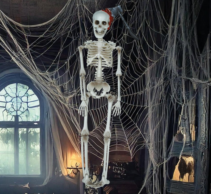 Halloween Hangdecoratie Skelet Met Bijl 40cm van Fiestas Guirca koop je bij Partywinkel