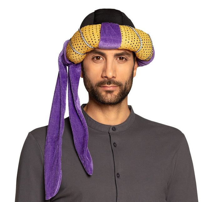 Hoed Sultan Omar van Boland koop je bij Partywinkel