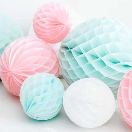 Honeycomb Bal Mintgroen 20cm van Partydeco koop je bij Partywinkel
