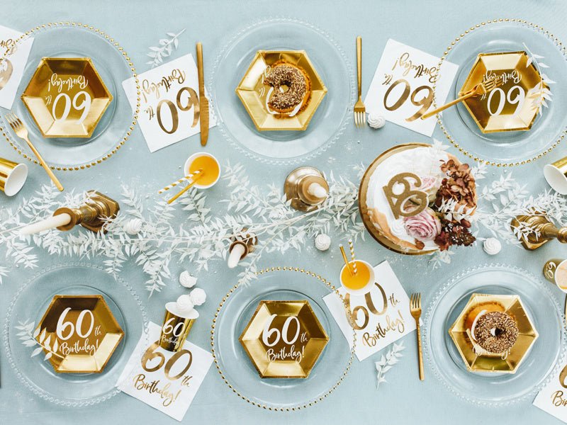 Kaars 60 Jaar Goud 7,5cm van Partydeco koop je bij Partywinkel