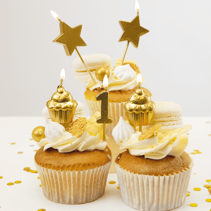 Kaarsjes 1 Jaar Cupcake Goud 17,5cm van Paper Dreams koop je bij Partywinkel