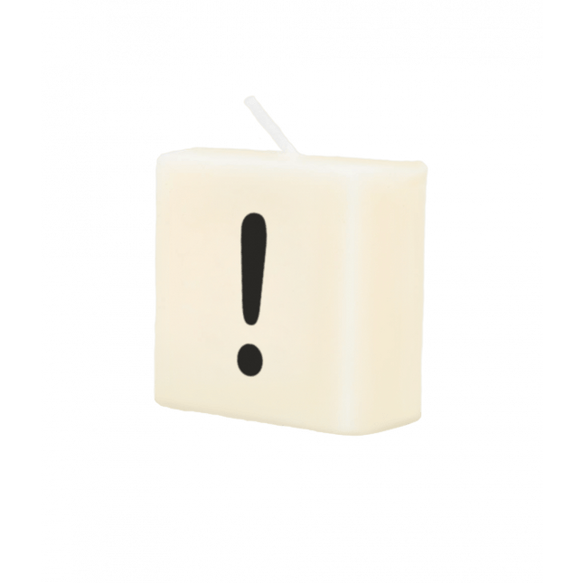 Letter Kaarsje ! 4cm van Paper Dreams koop je bij Partywinkel