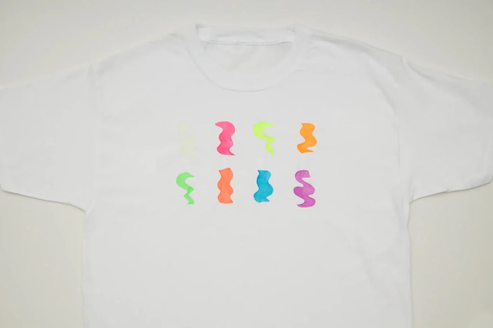 Moon Glow Glow in the Dark Fabric Paint Blue 30ml van Moon Creations koop je bij Partywinkel