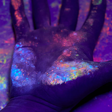 Moon Glow Neon UV Pigment Shakers Intense Pink 5g van Moon Creations koop je bij Partywinkel