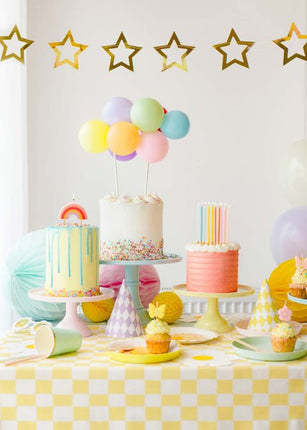 Regenboog Kaars 4,5cm van Partydeco koop je bij Partywinkel