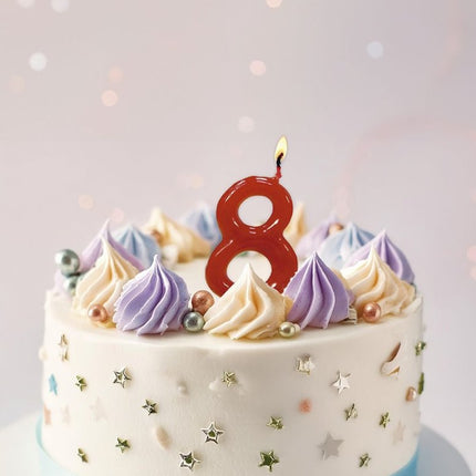 Rode Kaars 8 Jaar 5,5cm van Fiestas Guirca koop je bij Partywinkel