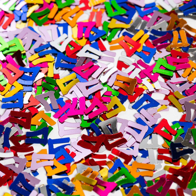 Tafelconfetti 17 Jaar Gekleurd van WeFiesta koop je bij Partywinkel