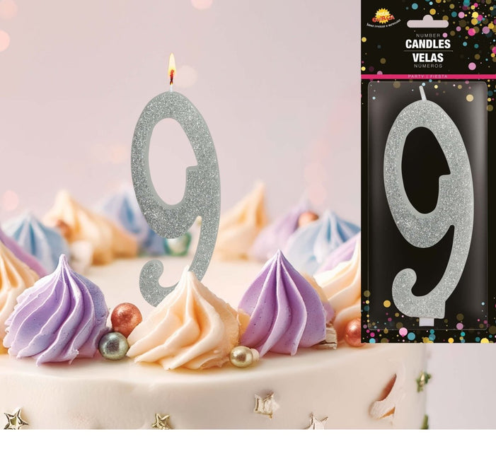 Zilveren Kaars 9 Jaar Glitter 12,5cm van Fiestas Guirca koop je bij Partywinkel