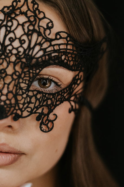 Zwarte Oogmasker Kant van Partydeco koop je bij Partywinkel